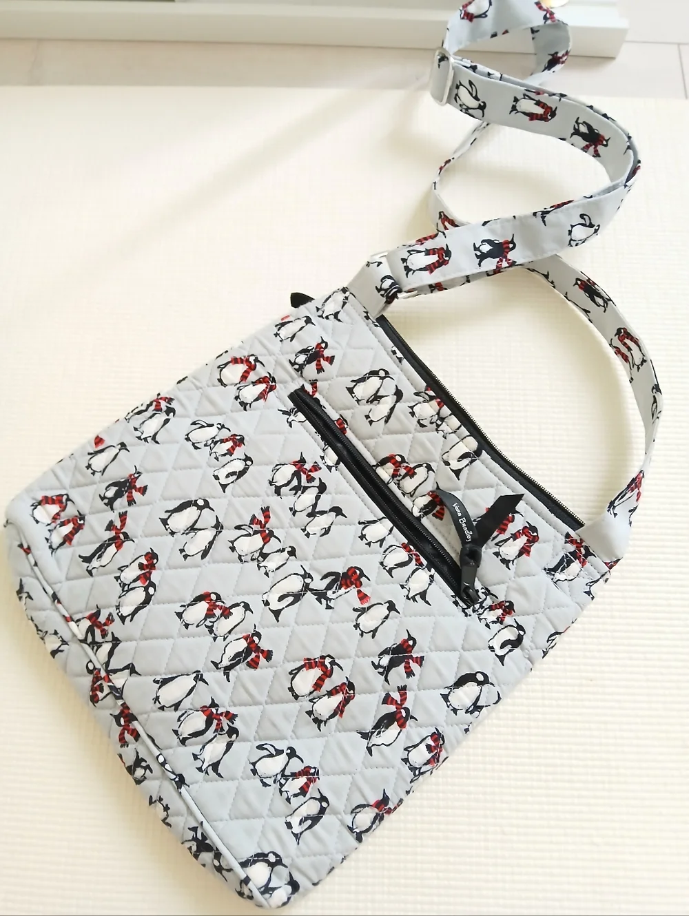 Vera Bradley Crossbody women   bag, penquins, light grey, pockets, zipper, mint - Picture 6 of 7